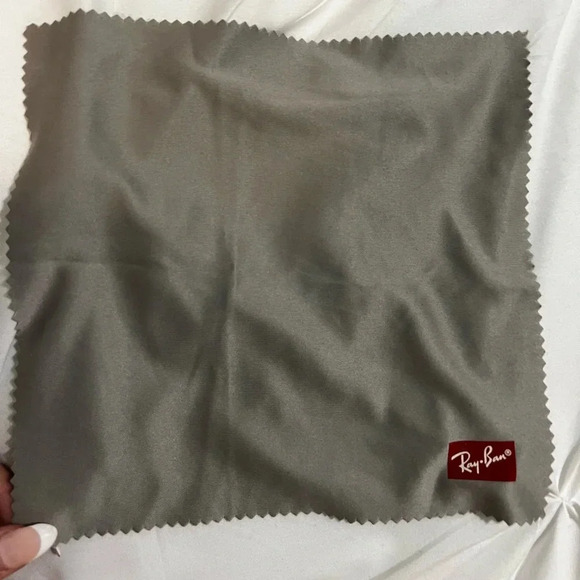 Ray Bans Aviator Large Metal-Black/G-15 Green Polarized Glasses - Picture 6 of 9